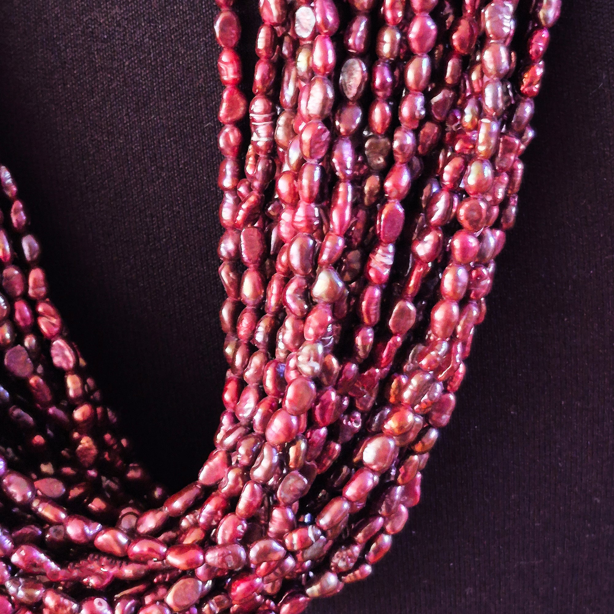 RED PEARL TORSADE  WITH SILVER