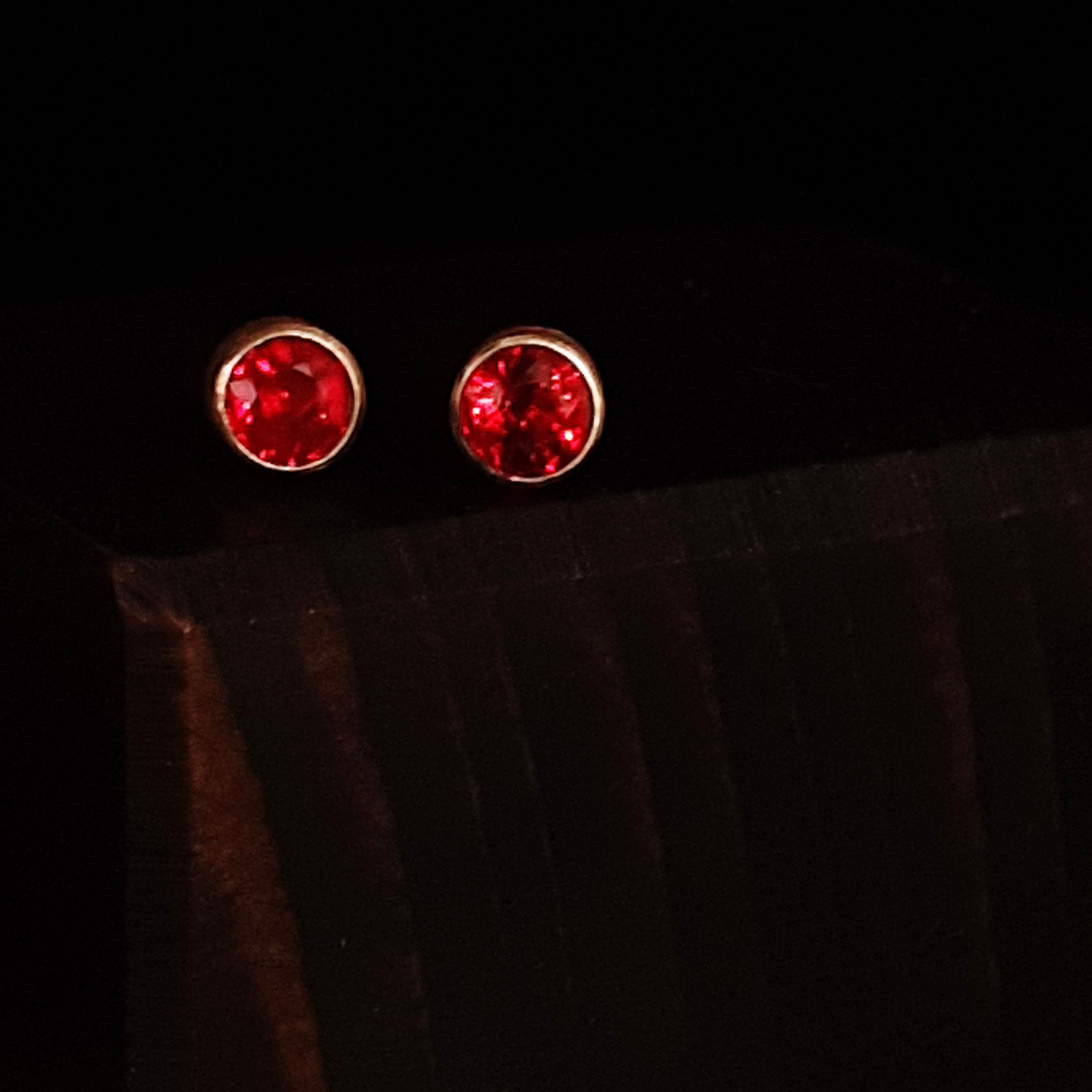 Pomegranate sapphire 14k gold petite earrings