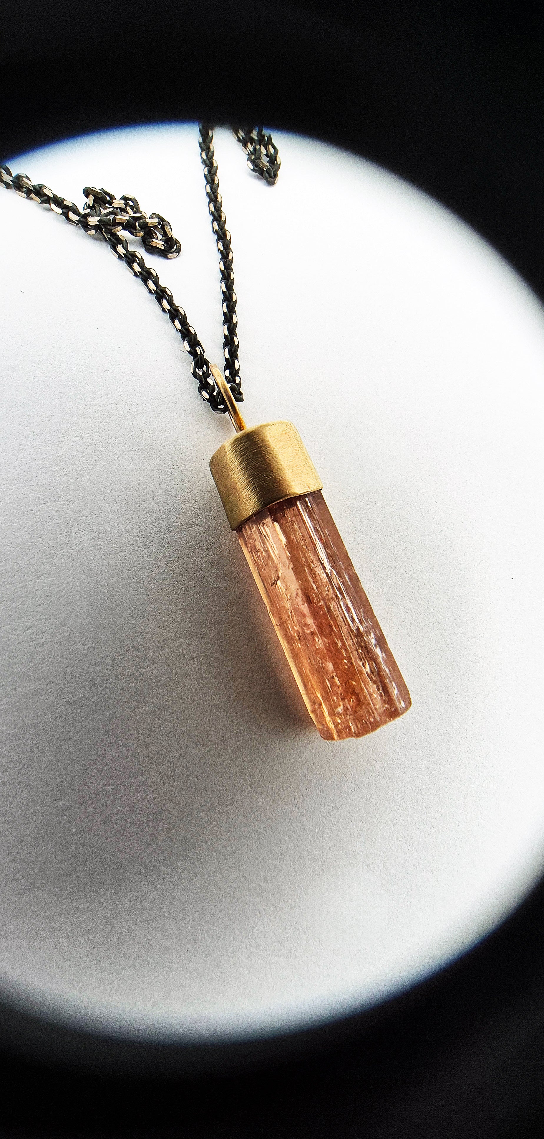 "Luminous Splendor" BRAZILIAN PRECIOUS TOPAZ 14K GOLD PENDANT