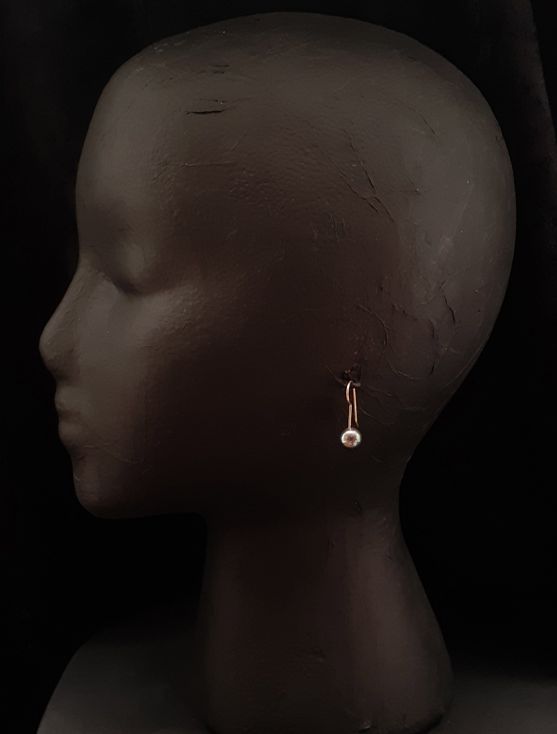 Minimalist Earwire with Peacock Pearl