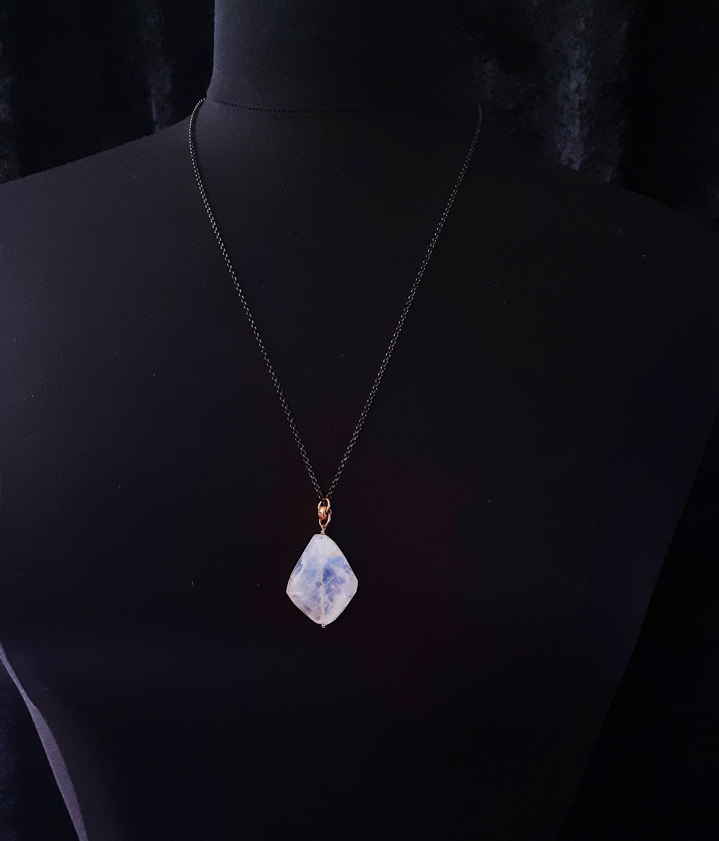 MOONSTONE LARGE ROUGH PENDANT Black Italian Chain