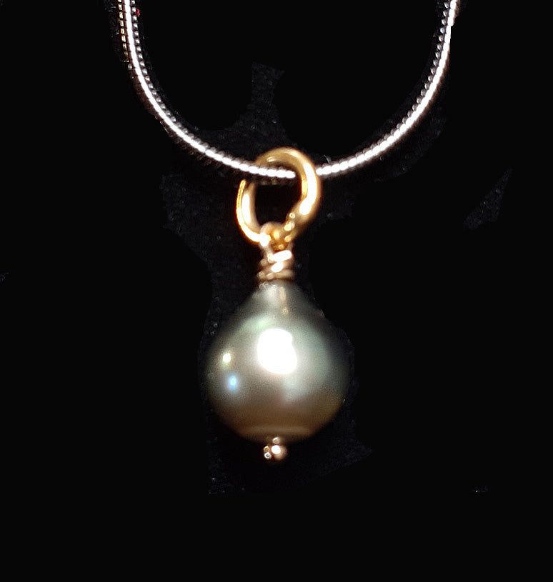 Mini-Necklet Tahitian Baroque Pearl Drop