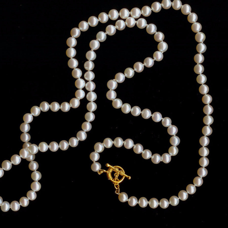 WHITE PEARL NECKLACE