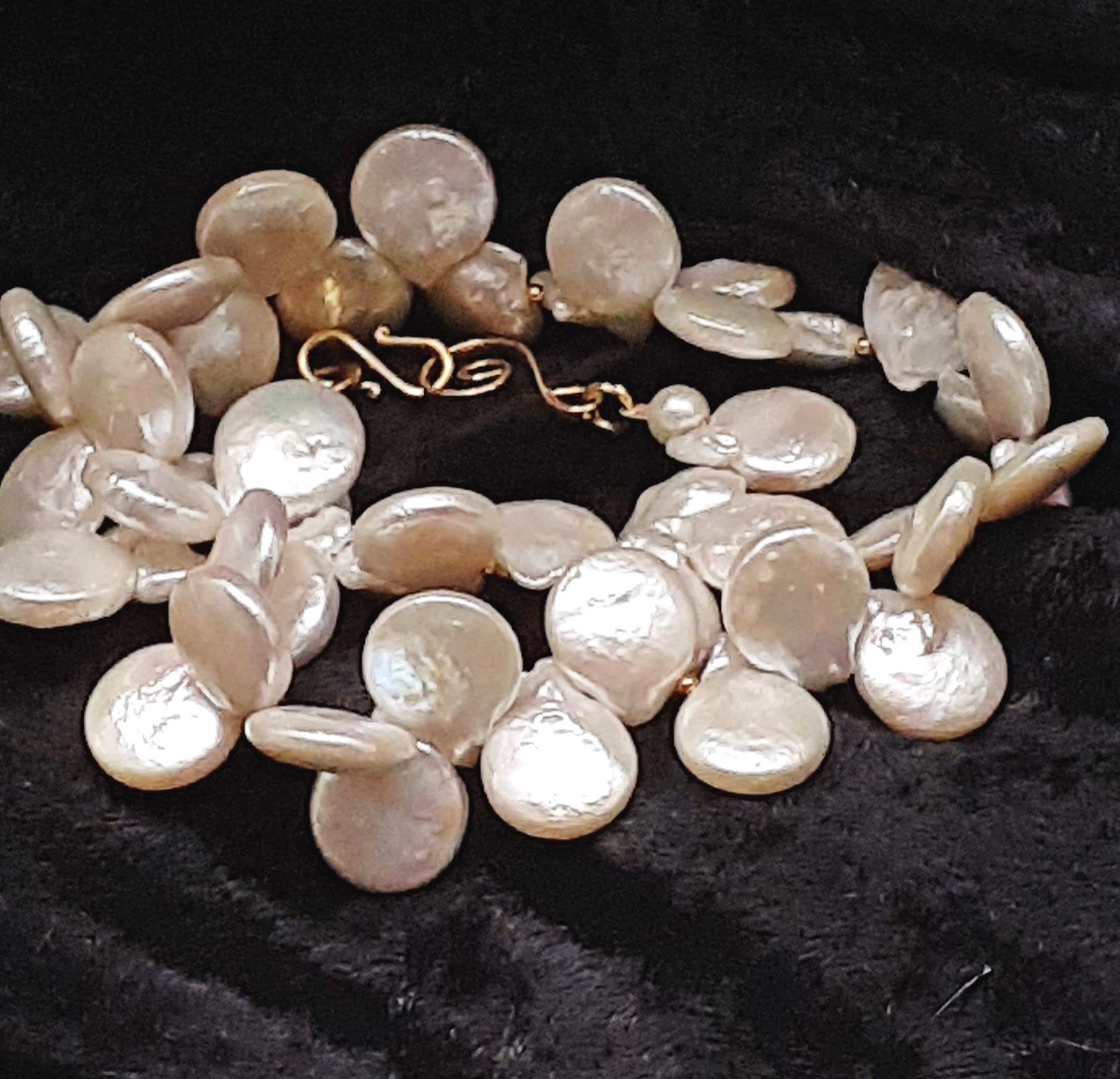WHITE PEARL DROP BRACELET/CHOKER - 2 in 1